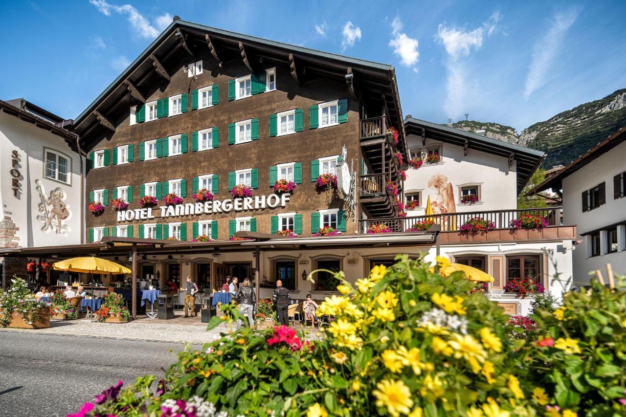 Hotel Tannbergerhof Im Zentrum Von Lech Exterior photo