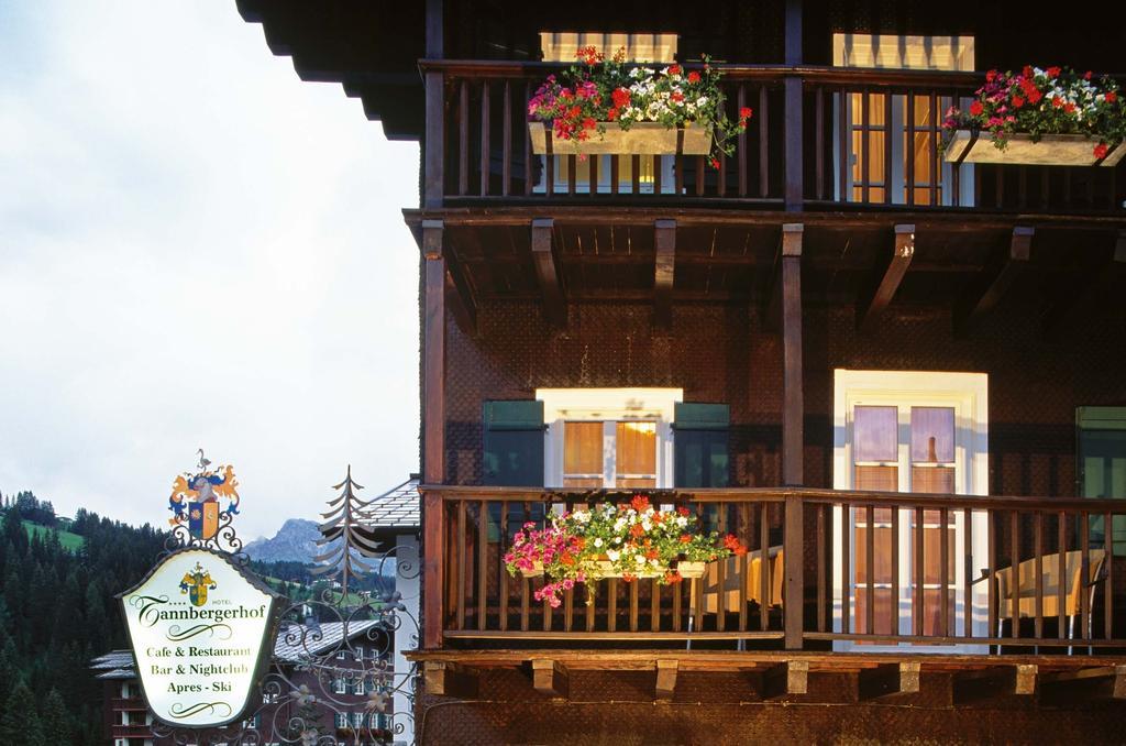 Hotel Tannbergerhof Im Zentrum Von Lech Exterior photo