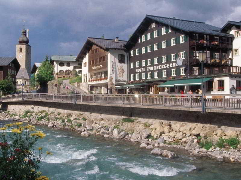 Hotel Tannbergerhof Im Zentrum Von Lech Exterior photo